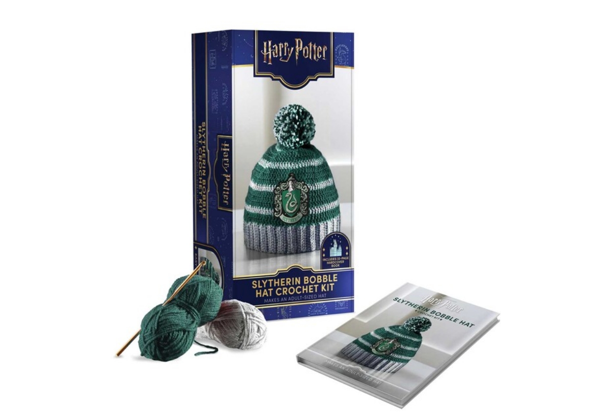 Picture of Harry Potter: Slytherin Pom-Pom Beanie Crochet Kit